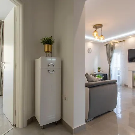 Padre Apartment Podstrana